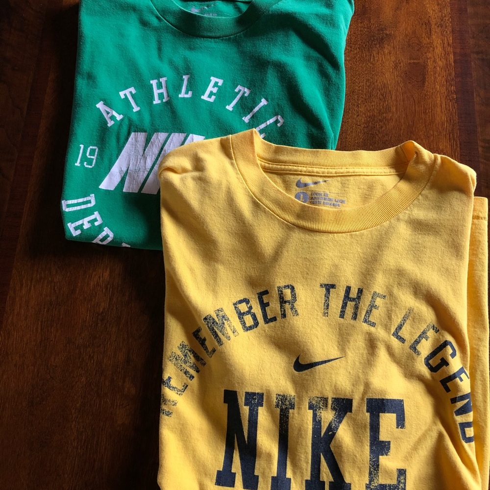 Two Nike short sleeve t-shirts